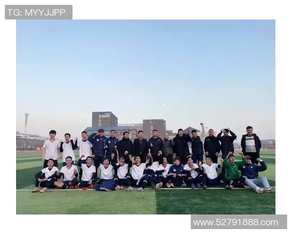 赛后分析：上海足球队与西安足球队的表现与状态对比探讨